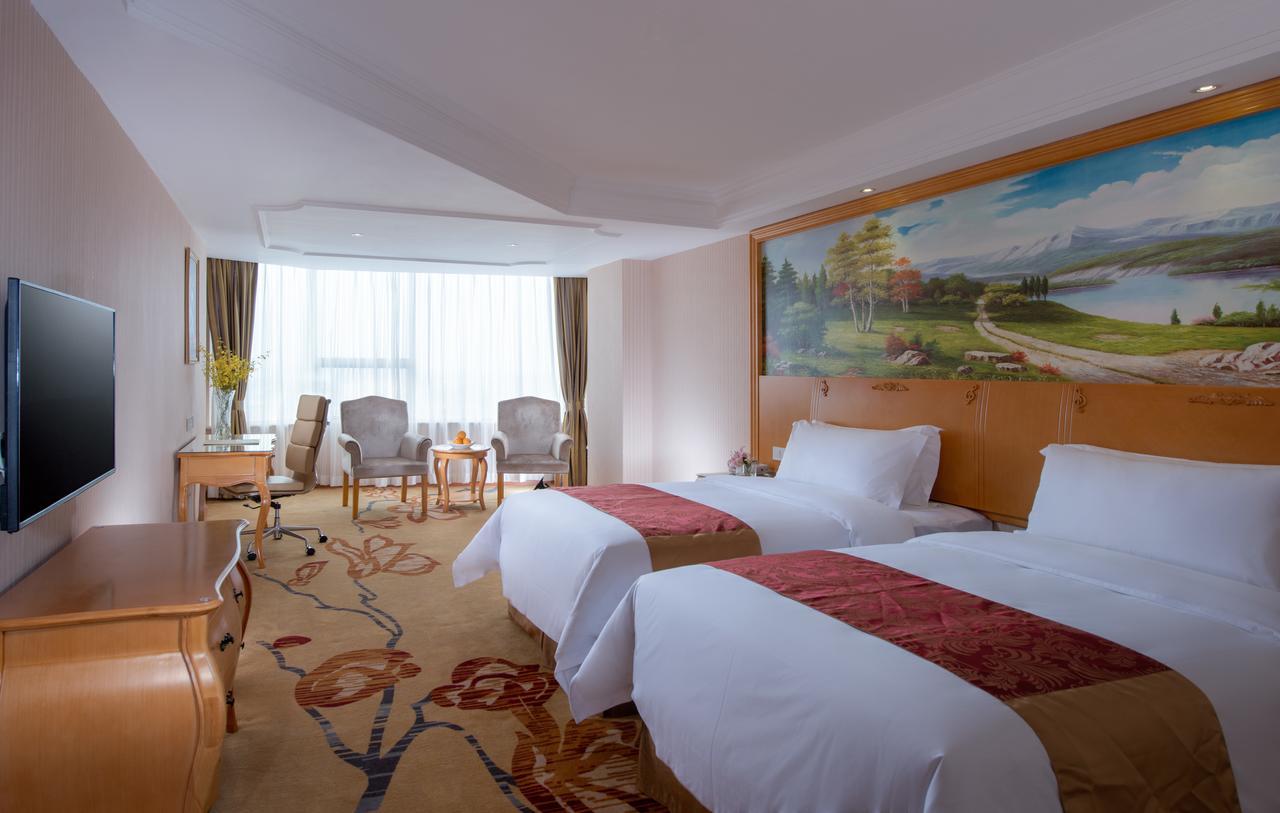 Vienna International Hotel Shanghai Songjiang Exterior photo